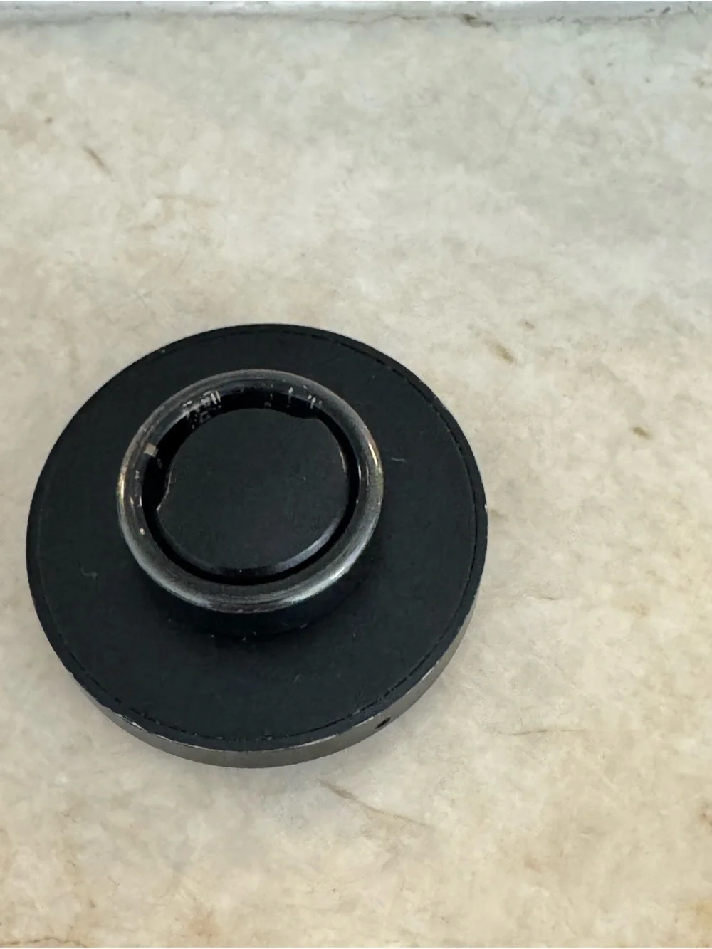 Oura Ring Gen 3 Size 11 with Charger